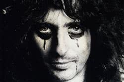 Alice Cooper – Holy Water